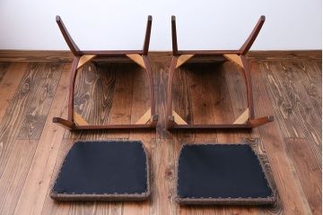 ヴィンテージ家具　北欧ビンテージ　G-PLAN(ジープラン)　チーク材のダイニングチェア　2脚セット(1)