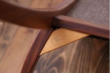 ヴィンテージ家具　北欧ビンテージ　G-PLAN(ジープラン)　チーク材のダイニングチェア　2脚セット(1)