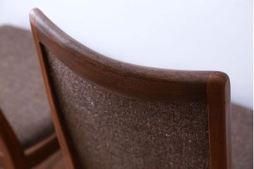 ヴィンテージ家具　北欧ビンテージ　G-PLAN(ジープラン)　チーク材のダイニングチェア　2脚セット(2)