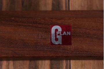 ヴィンテージ家具　北欧ビンテージ　G-PLAN(ジープラン)　チーク材のダイニングチェア　2脚セット(2)