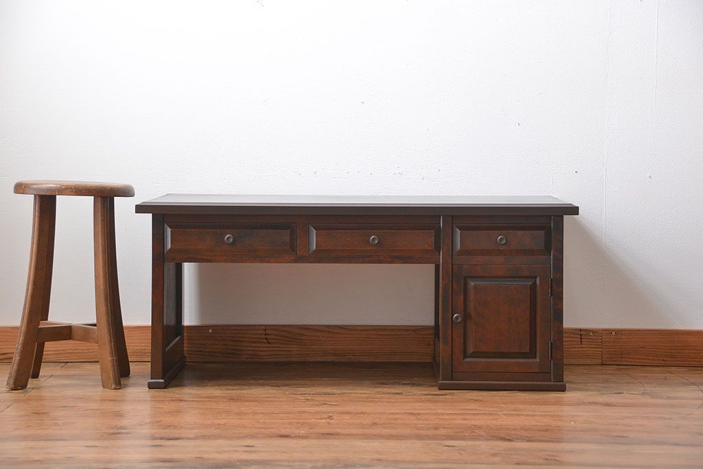 北海道民芸家具　文机 北海道民芸家具 文机 | 飛騨産業株式会社【公式】 | 飛騨の家具、国産家具