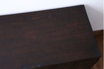 アンティーク家具　脚付き　観音開き時代箪笥ローボード