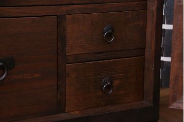 アンティーク家具　脚付き　観音開き時代箪笥ローボード