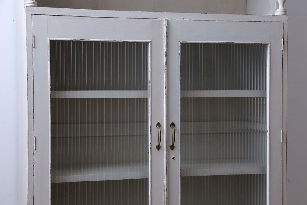 アンティーク家具　アンティークペイント　2杯引き出し付き本箱