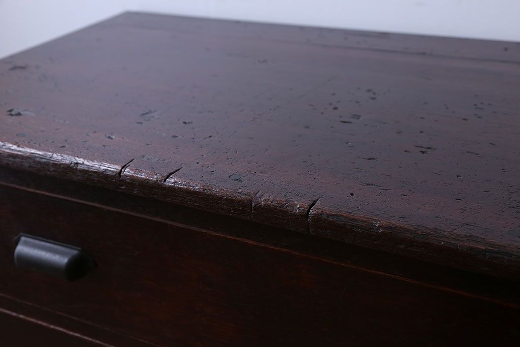 アンティーク家具　アンティーク　前面ナラ材の上品なチェスト