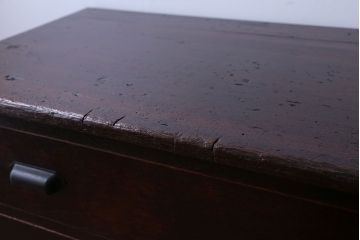 アンティーク家具　アンティーク　前面ナラ材の上品なチェスト