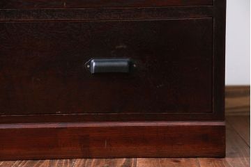 アンティーク家具　アンティーク　前面ナラ材の上品なチェスト