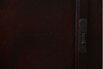 アンティーク家具　古民具・骨董　前面欅材の小振りな帳場箪笥