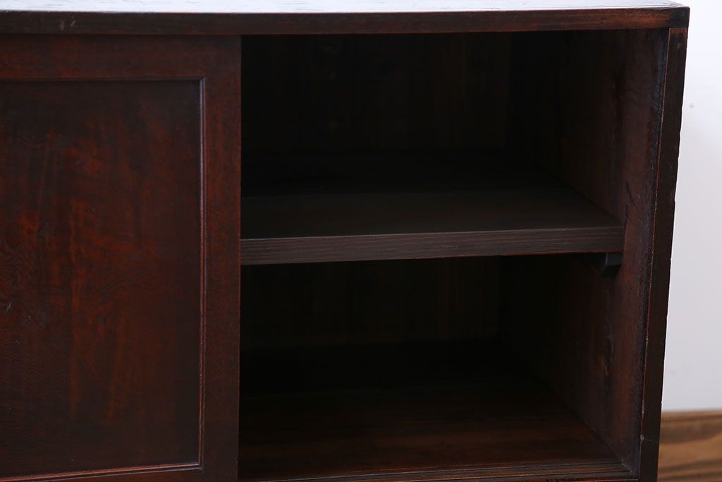 アンティーク家具　古民具・骨董　前面欅材の小振りな帳場箪笥