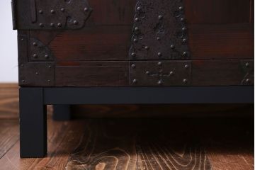 アンティーク家具　脚付き　観音開き時代箪笥ローボード(2)