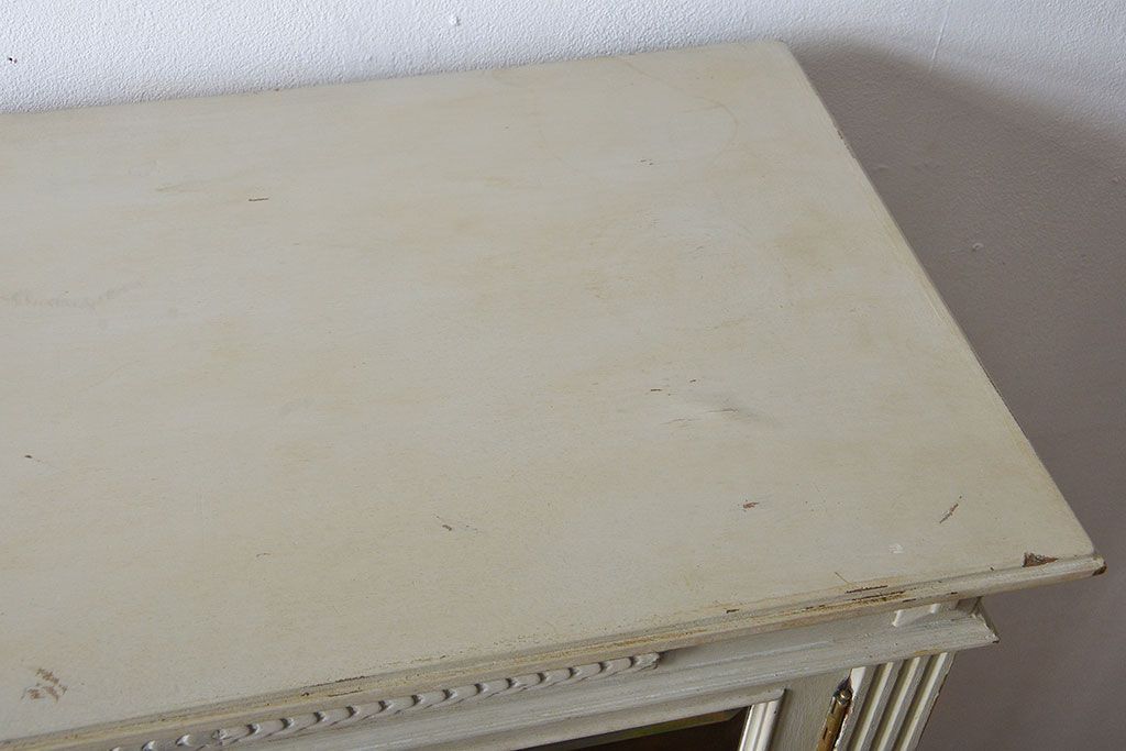 アンティーク家具　フランスアンティーク　おしゃれなキャビネット