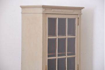 アンティーク家具　フランスアンティーク　おしゃれなキャビネット