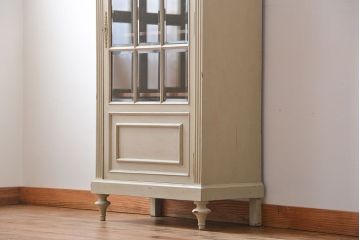 アンティーク家具　フランスアンティーク　おしゃれなキャビネット