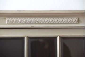 アンティーク家具　フランスアンティーク　おしゃれなキャビネット