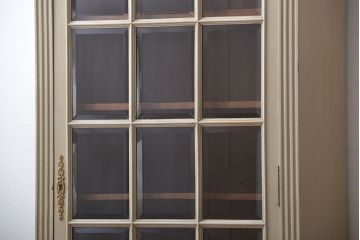 アンティーク家具　フランスアンティーク　おしゃれなキャビネット