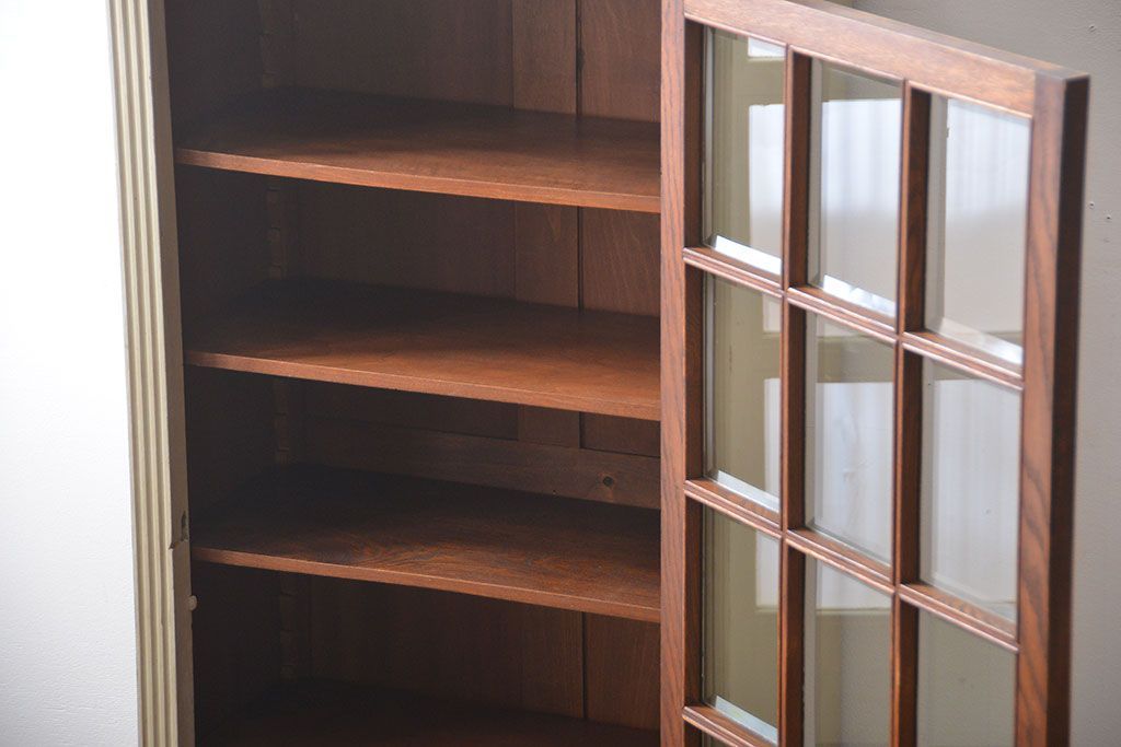 アンティーク家具　フランスアンティーク　おしゃれなキャビネット