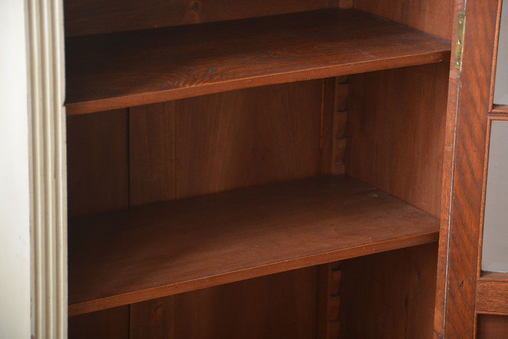 アンティーク家具　フランスアンティーク　おしゃれなキャビネット