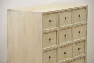 アンティーク家具　アンティークペイント　おしゃれな脚付きドロワー