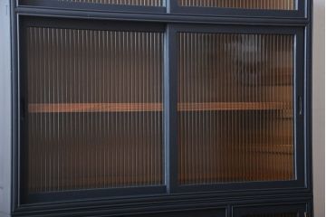 アンティーク家具　アンティーク　脚付きペイント食器棚