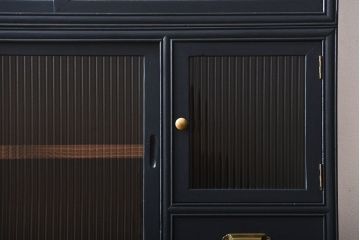 アンティーク家具　アンティーク　脚付きペイント食器棚