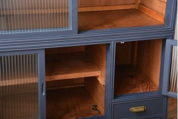 アンティーク家具　アンティーク　脚付きペイント食器棚