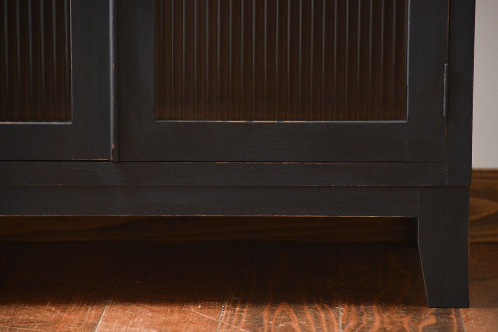 アンティーク家具　お洒落なペイントキッチンキャビネット