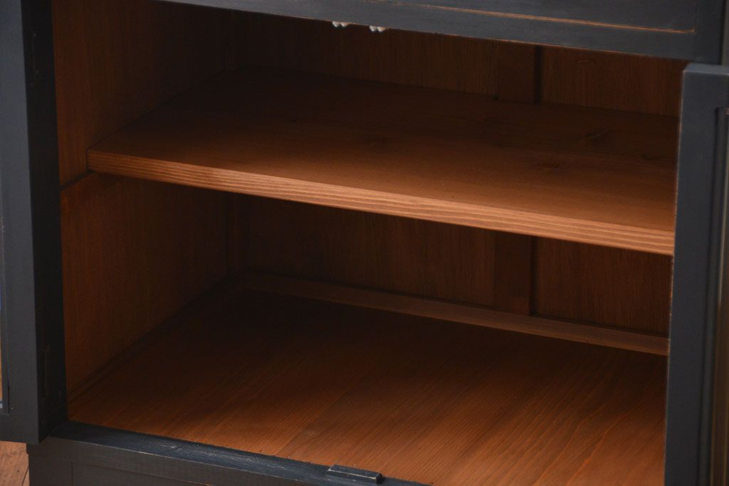 アンティーク家具　お洒落なペイントキッチンキャビネット