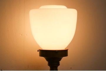 小さなスタンドランプ(ぼんぼり)