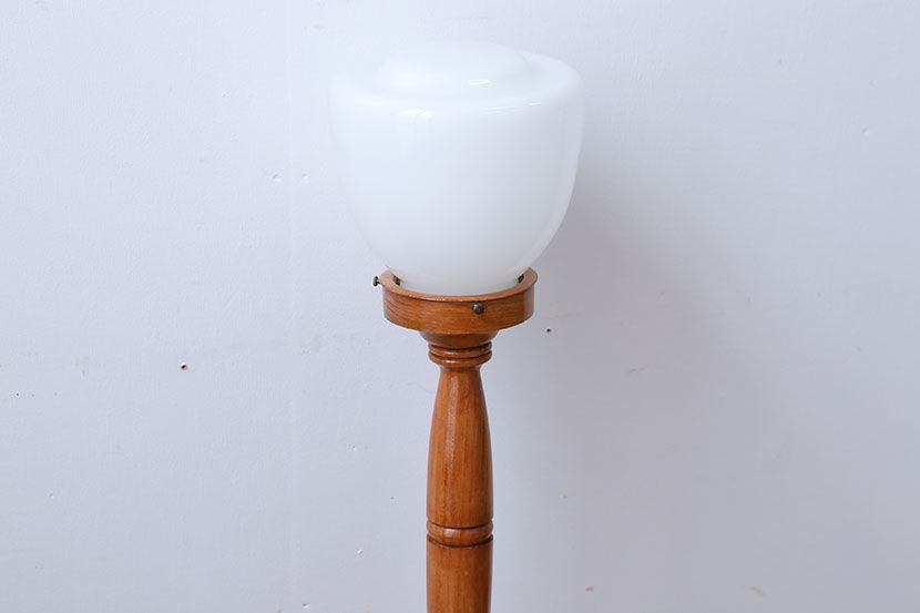 小さなスタンドランプ(ぼんぼり)