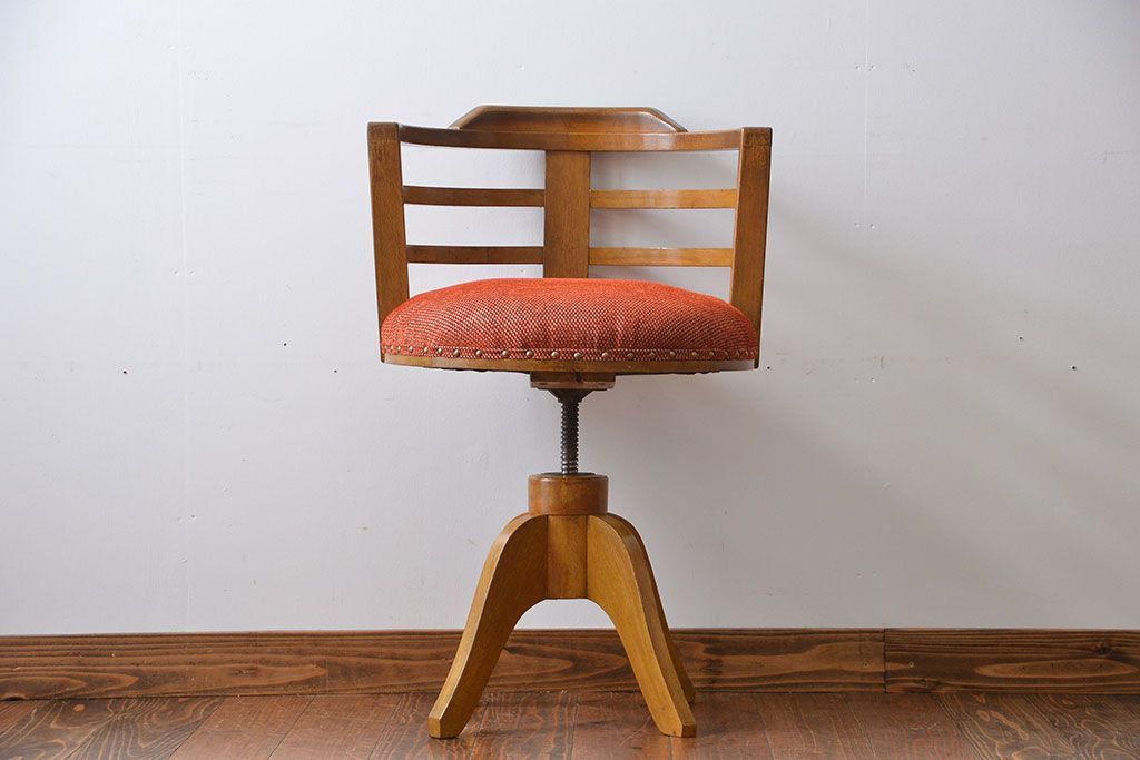 アンティーク家具　アンティーク　ナラ材の回転椅子