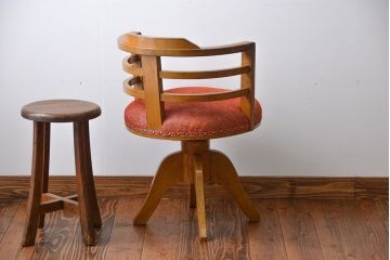 アンティーク家具　アンティーク　ナラ材の回転椅子