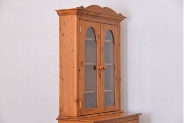 アンティーク家具　イギリス製　パイン材のカップボード
