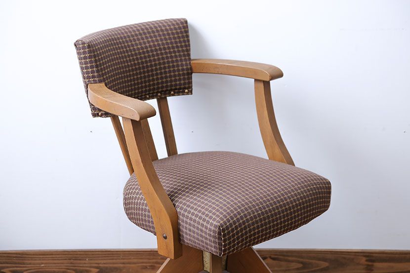 アンティーク家具　アンティーク　ブナ材の回転椅子