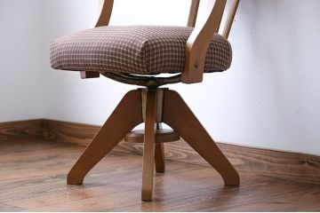 アンティーク家具　アンティーク　ブナ材の回転椅子