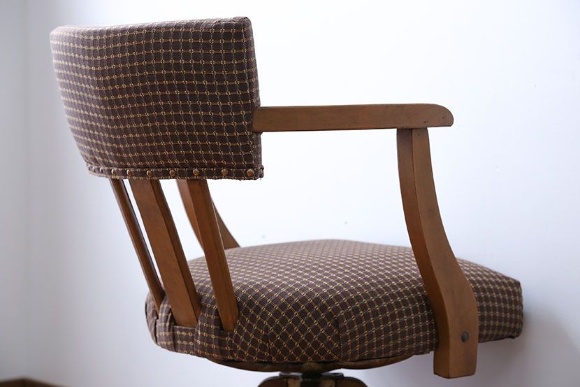 アンティーク家具　アンティーク　ブナ材の回転椅子