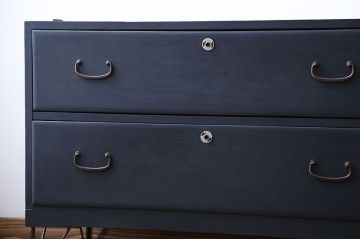 アンティーク家具　アンティーク　ペイント鉄脚ローチェスト(1)