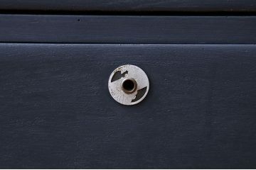 アンティーク家具　アンティーク　ペイント鉄脚ローチェスト(1)