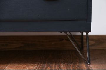 アンティーク家具　アンティーク　ペイント鉄脚ローチェスト(1)