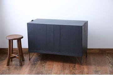 アンティーク家具　アンティーク　ペイント鉄脚ローチェスト(1)