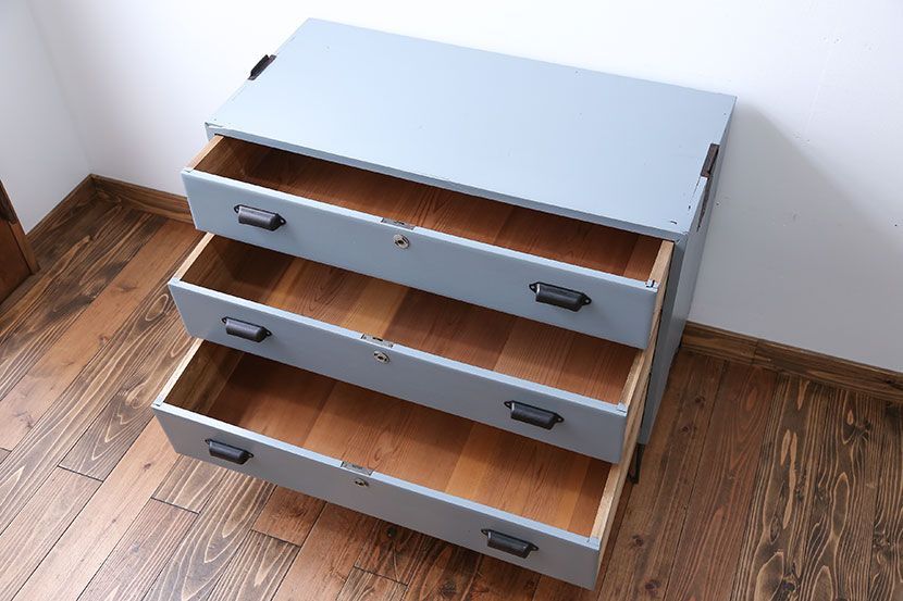 アンティーク家具　アンティーク　ペイント鉄脚ローチェスト(2)