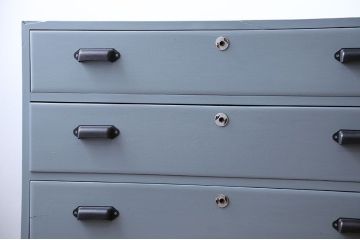 アンティーク家具　アンティーク　ペイント鉄脚ローチェスト(2)