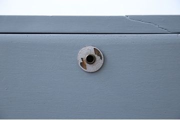 アンティーク家具　アンティーク　ペイント鉄脚ローチェスト(2)