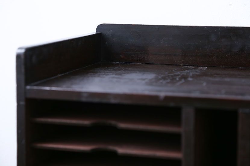 アンティーク家具　アンティーク　シックなカラーの書類棚