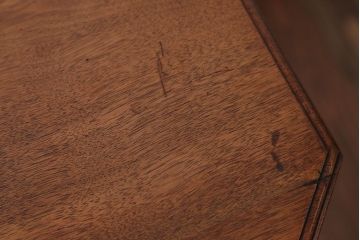 アンティーク家具　イギリスアンティーク　キャスター付きオクタゴンテーブル