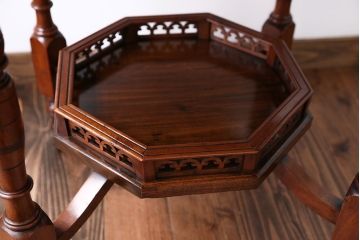 アンティーク家具　イギリスアンティーク　キャスター付きオクタゴンテーブル