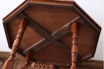 アンティーク家具　イギリスアンティーク　キャスター付きオクタゴンテーブル