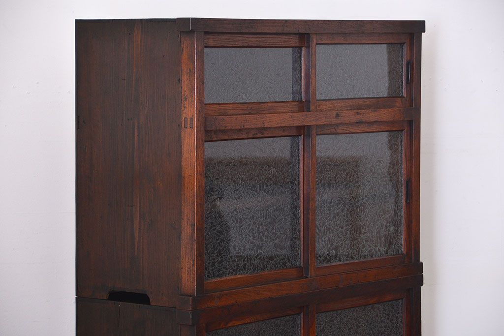 アンティーク家具　アンティーク　前面欅材　グルーチップガラス食器棚