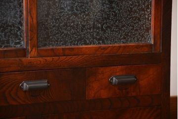 アンティーク家具　アンティーク　前面欅材　グルーチップガラス食器棚