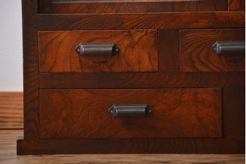 アンティーク家具　アンティーク　前面欅材　グルーチップガラス食器棚