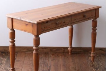中古　イギリス製　パイン材のコンソールテーブル